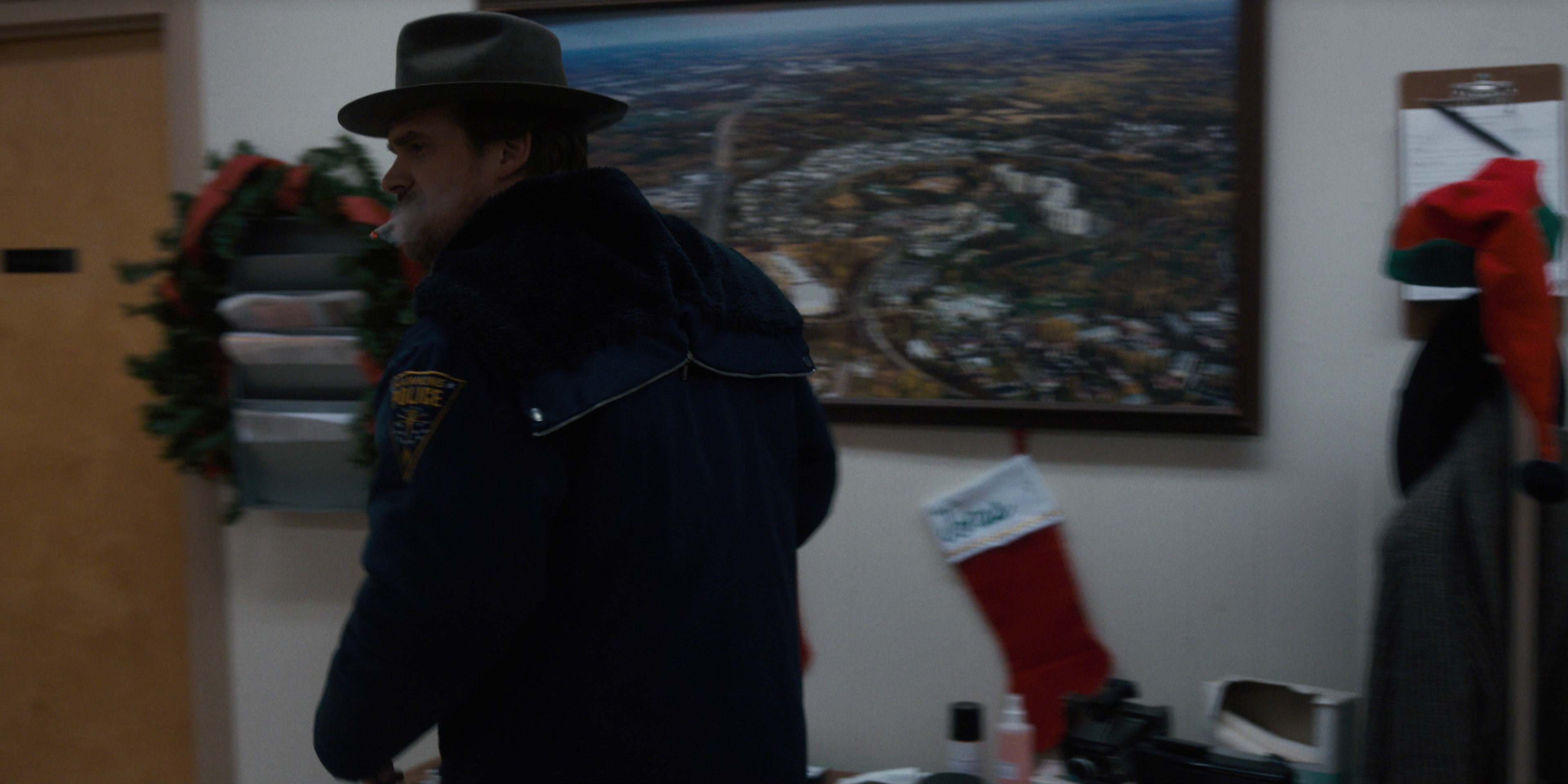 Stranger Things (2016), wide, 2.00:1 — film still