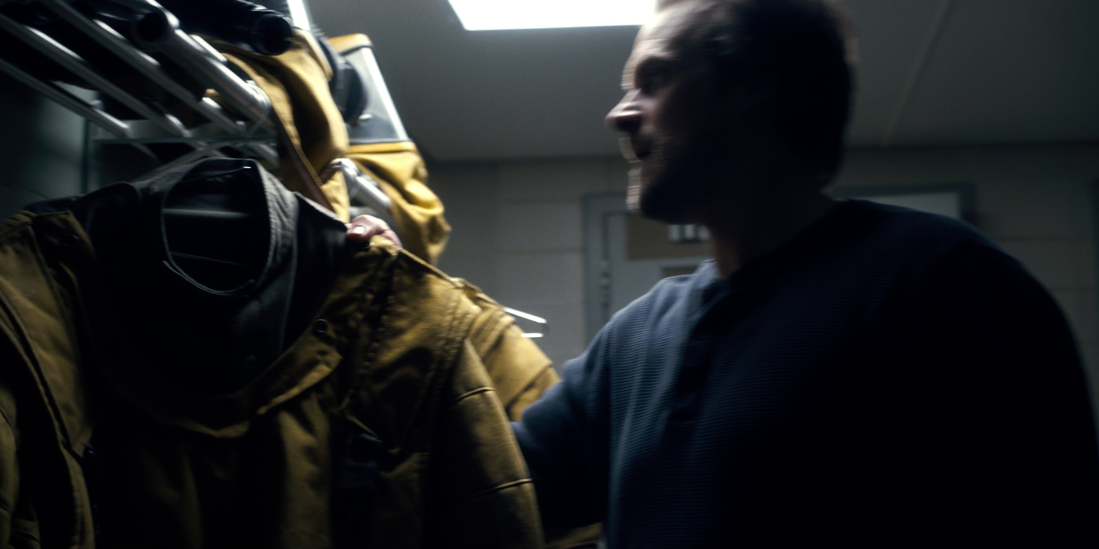 Stranger Things (2016), wide, 2.00:1 — film still