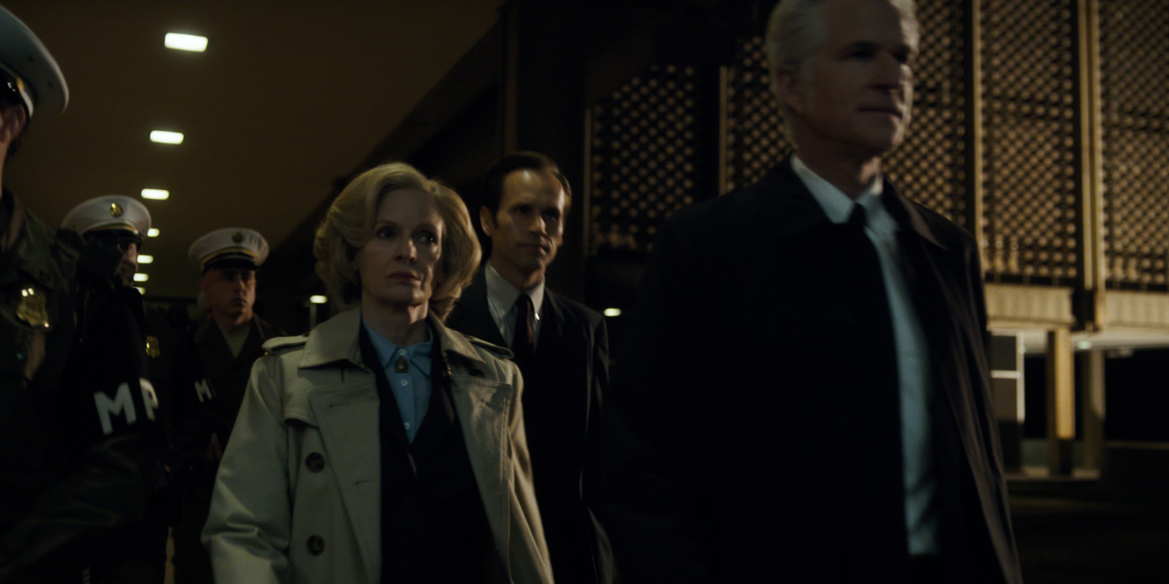 Stranger Things (2016), wide, 2.00:1 — film still