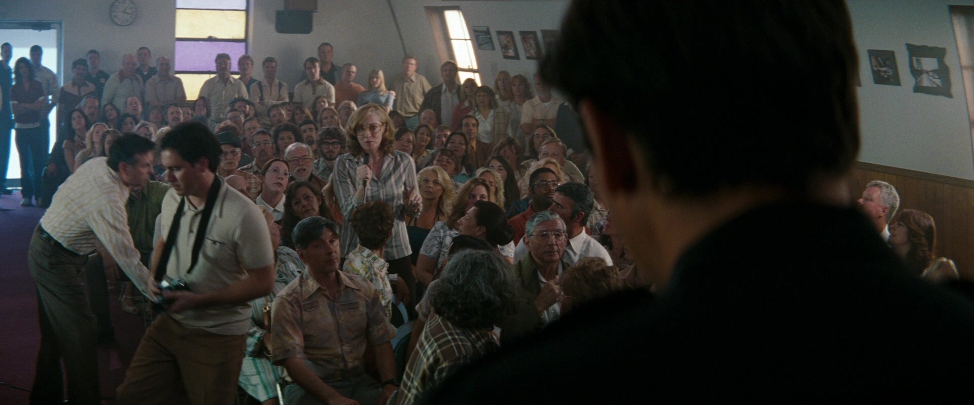 Super 8 (2011), wide, 2.40:1 — film still