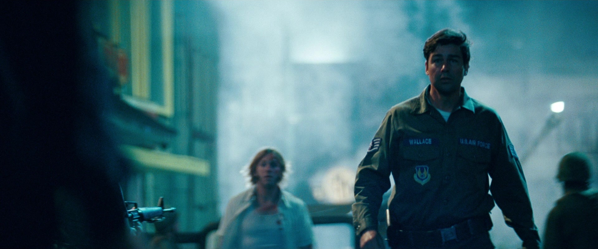 Super 8 (2011), wide, 2.40:1 — film still