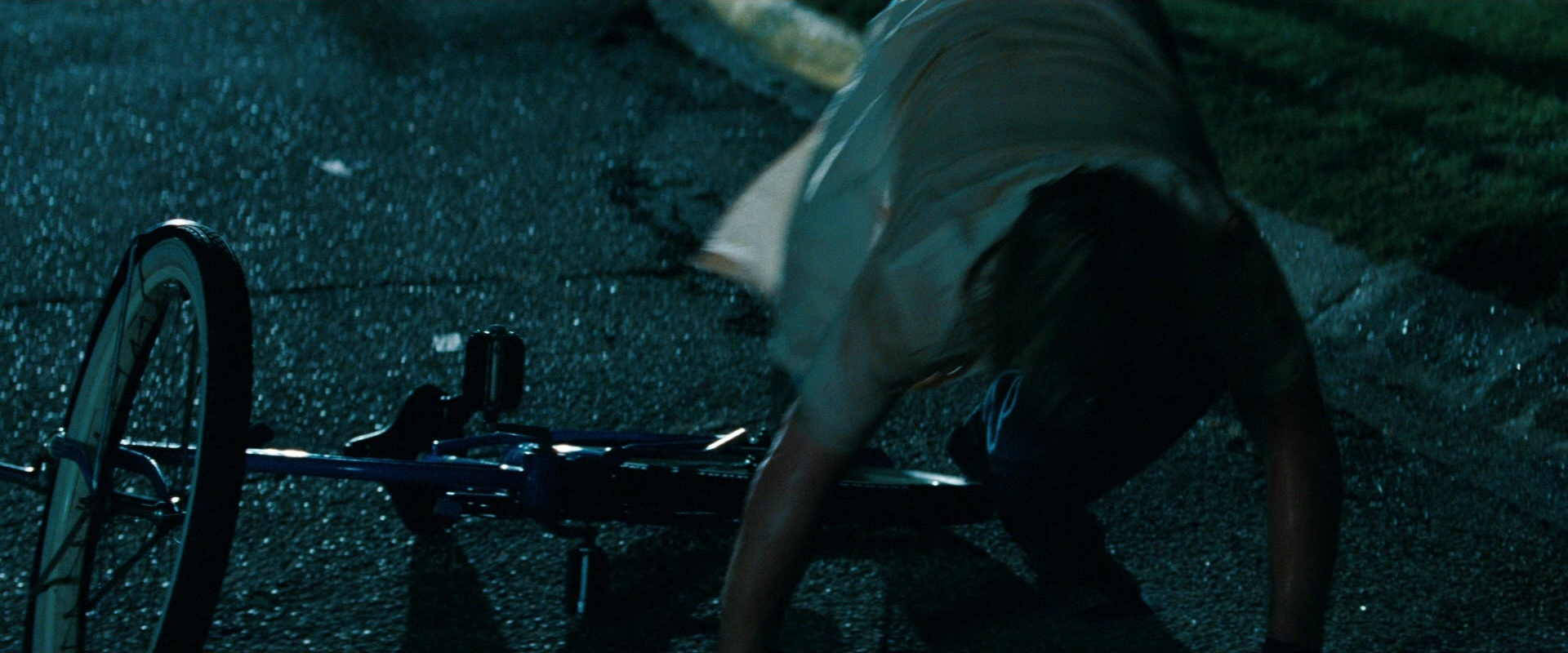 Super 8 (2011), wide, 2.40:1 — film still