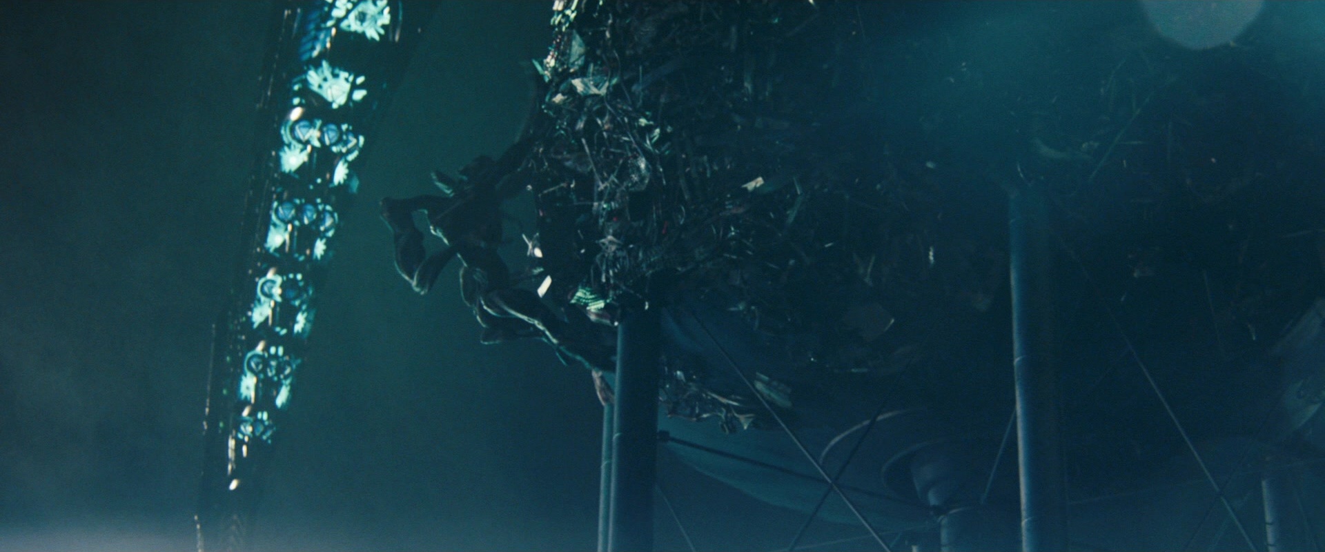 Super 8 (2011), unknown, 2.40:1 — film still