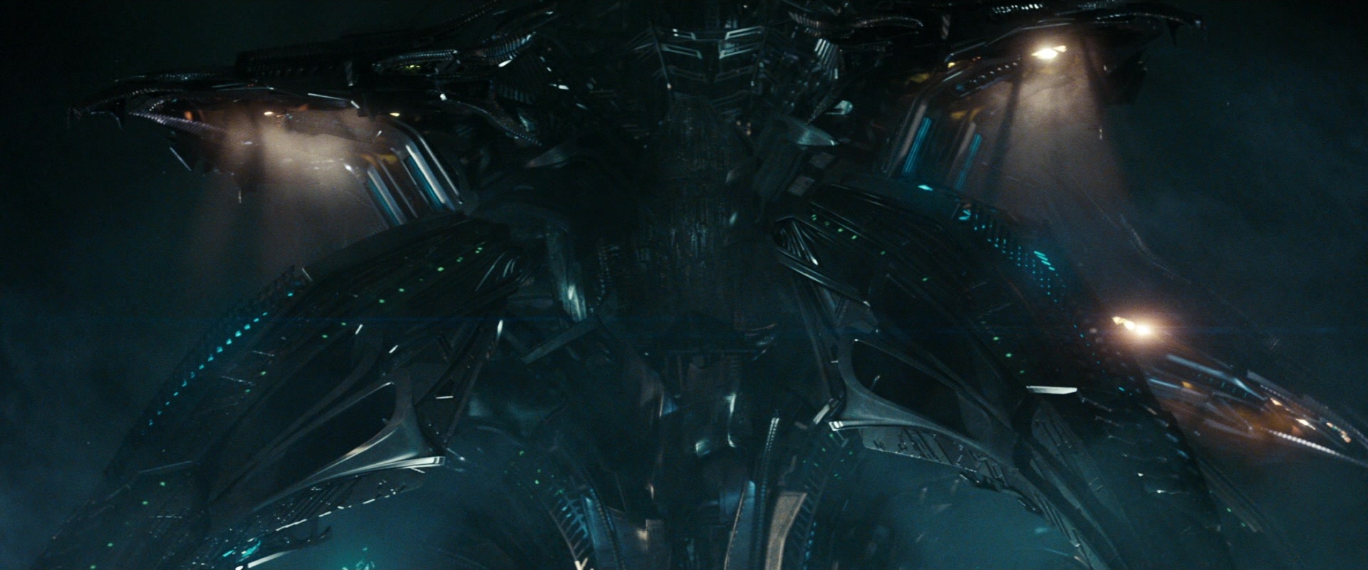 Super 8 (2011), wide, 2.40:1 — film still