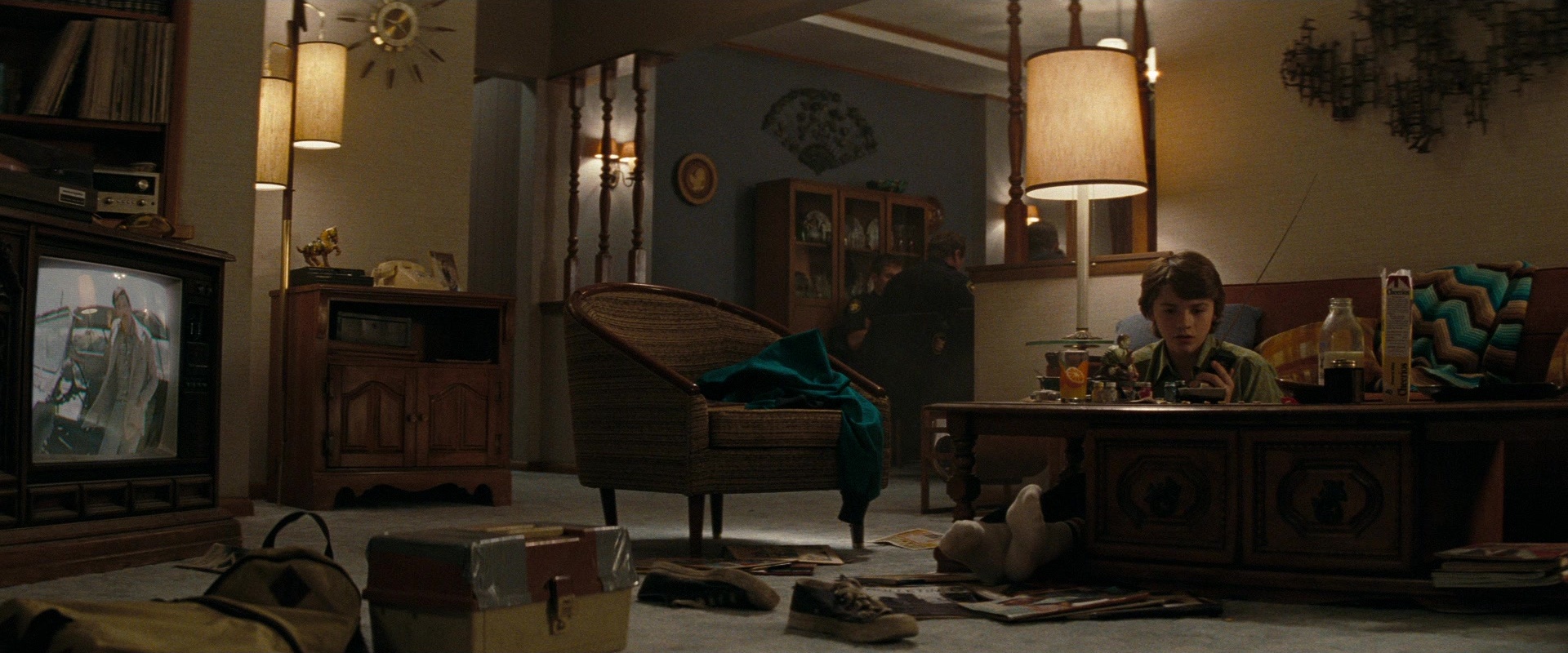 Super 8 (2011), wide, 2.40:1 — film still