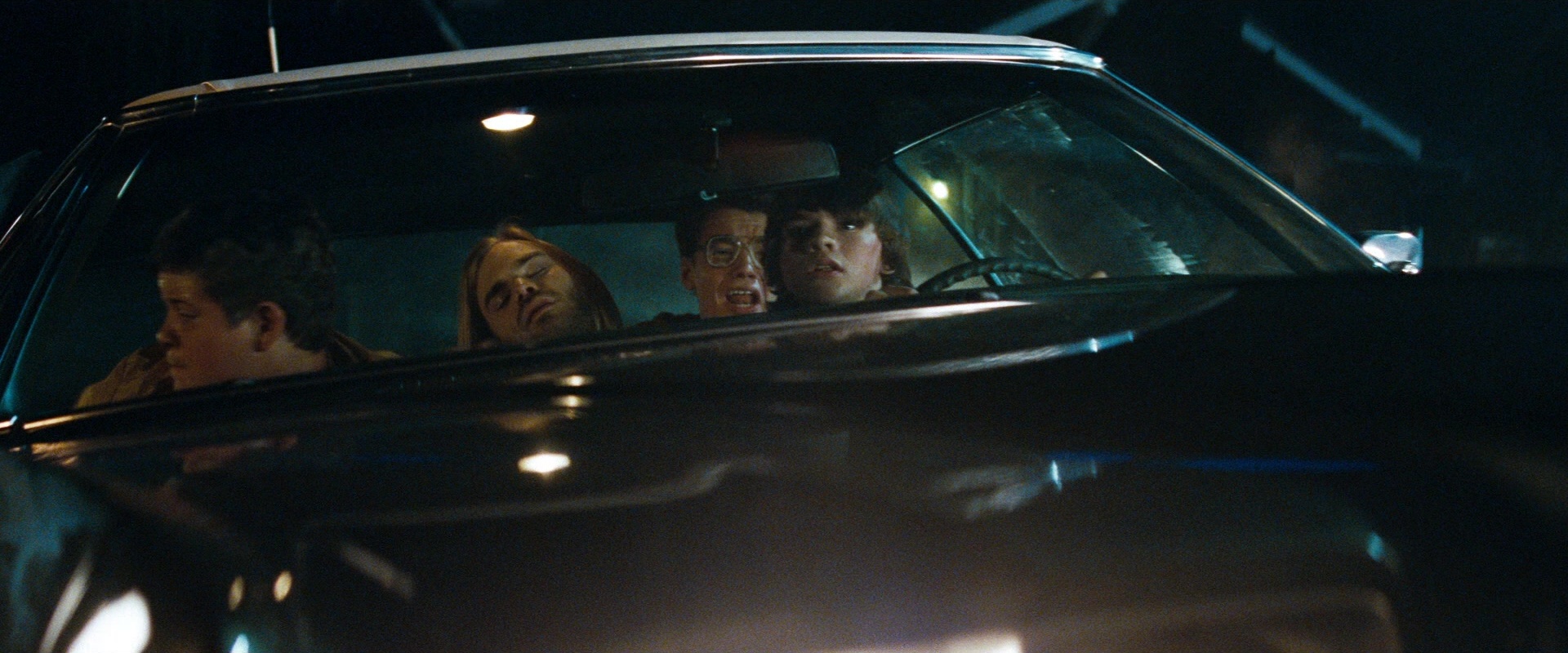 Super 8 (2011), wide, 2.40:1 — film still