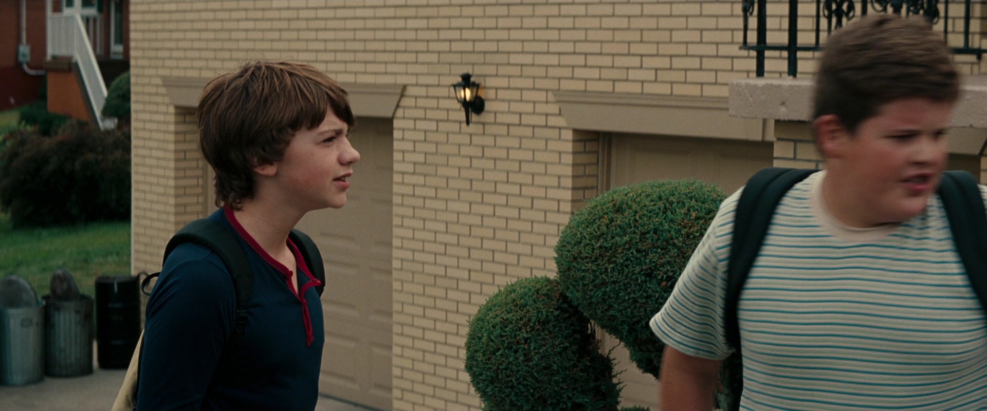 Super 8 (2011), wide, 2.40:1 — film still