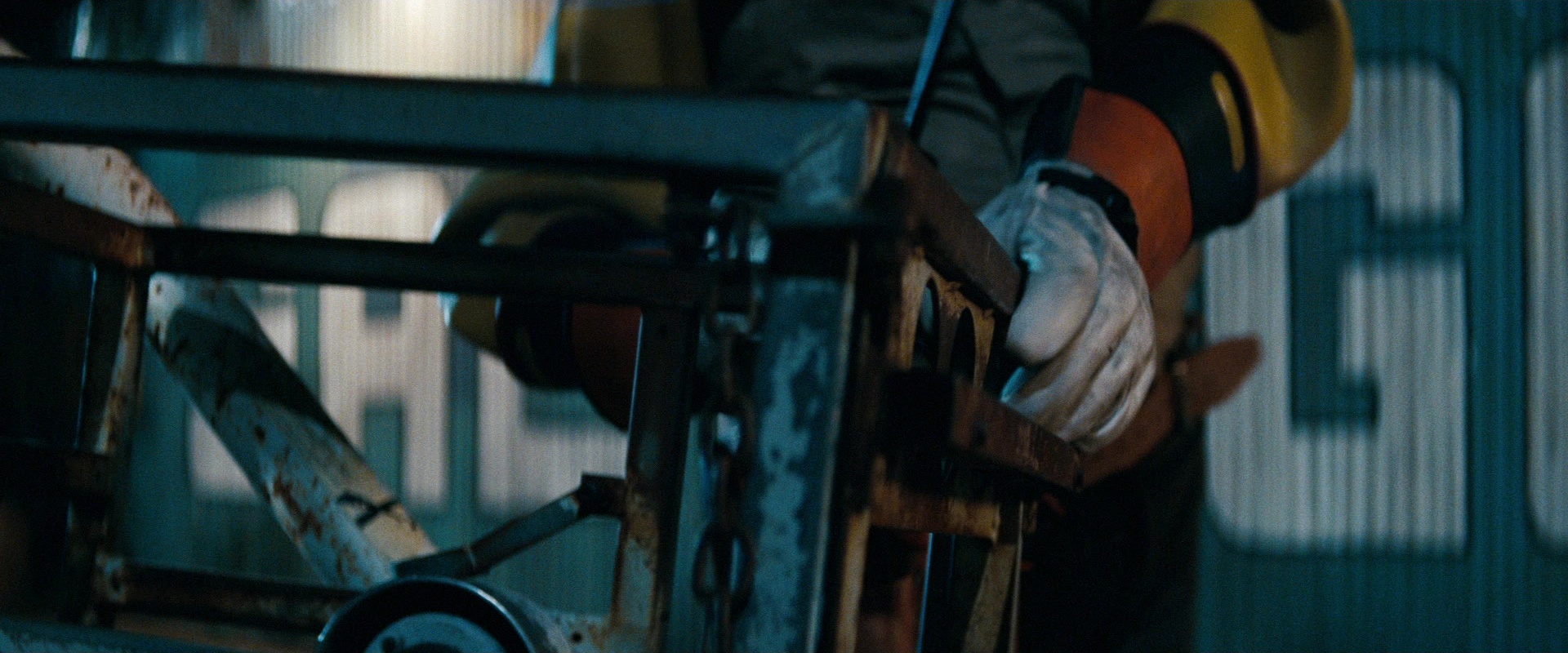 Super 8 (2011), unknown, 2.40:1 — film still
