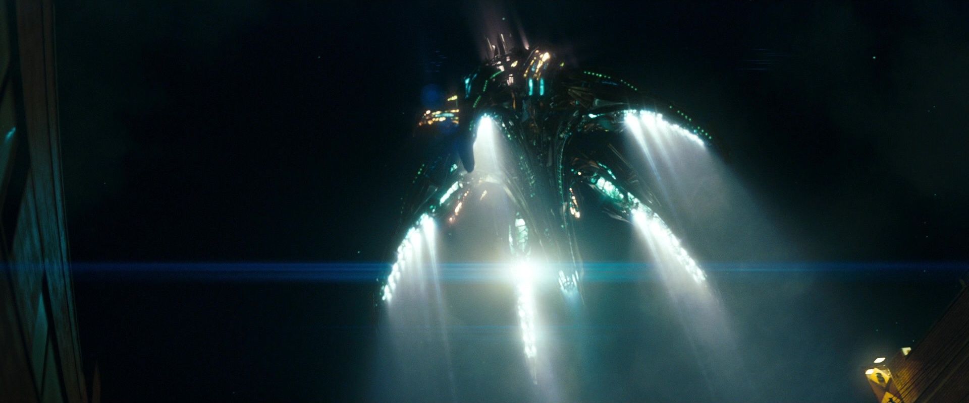 Super 8 (2011), wide, 2.40:1 — film still