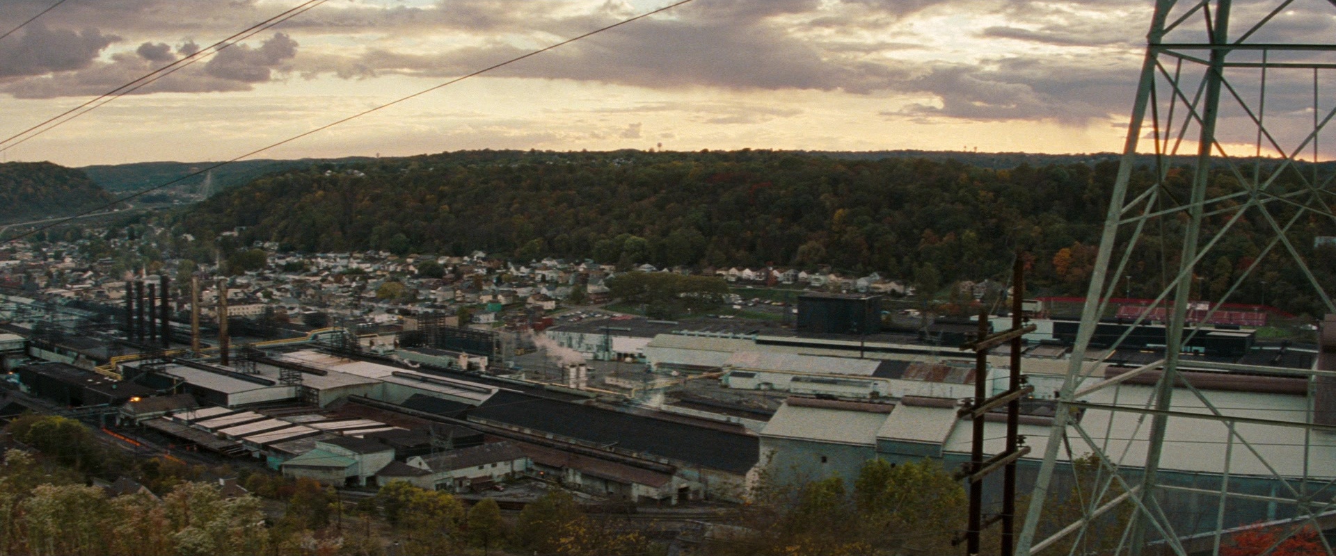 Super 8 (2011), unknown, 2.40:1 — film still