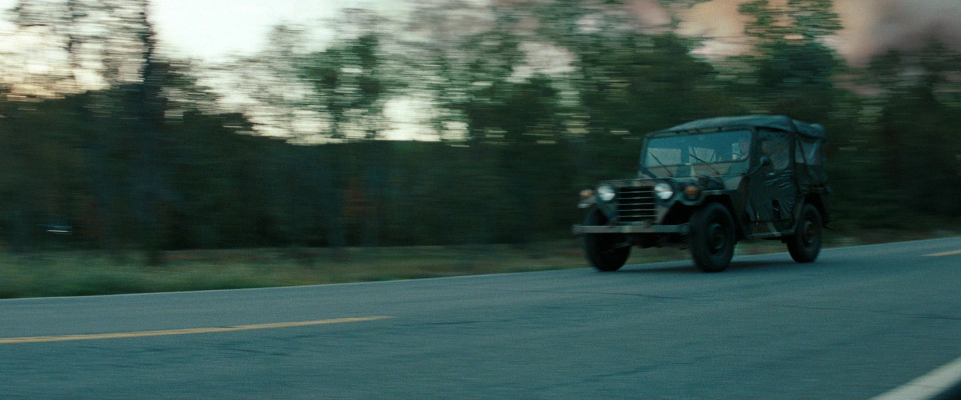 Super 8 (2011), unknown, 2.40:1 — film still
