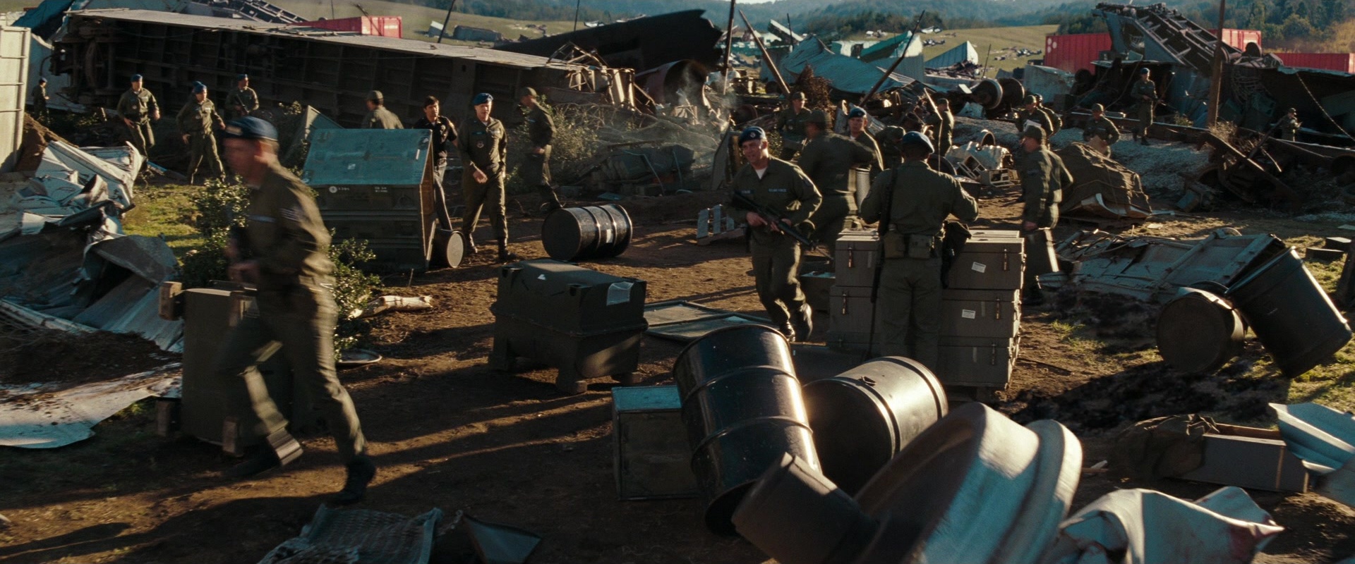 Super 8 (2011), wide, 2.40:1 — film still