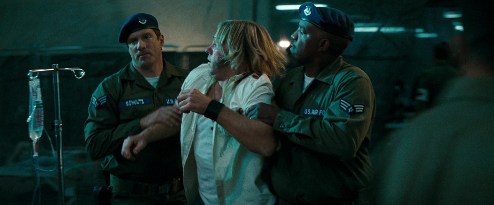 Super 8 (2011), wide, 2.40:1 — film still