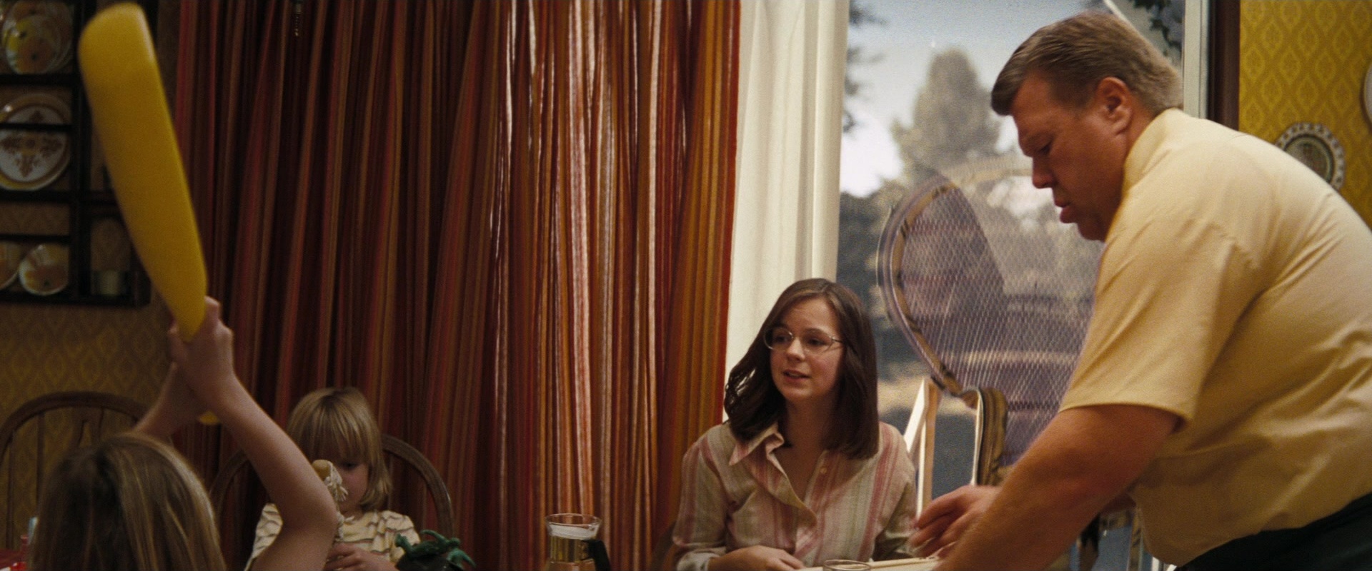 Super 8 (2011), wide, 2.40:1 — film still