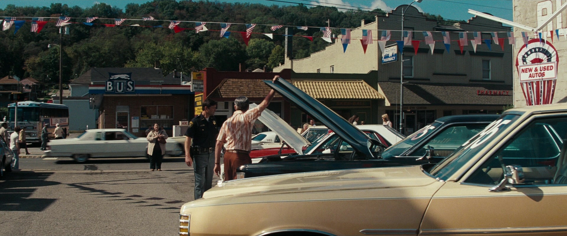 Super 8 (2011), wide, 2.40:1 — film still