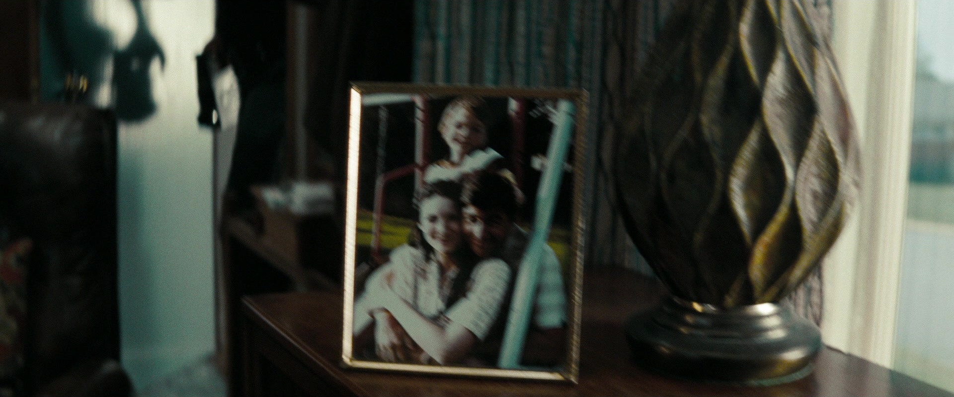 Super 8 (2011), wide, 2.40:1 — film still