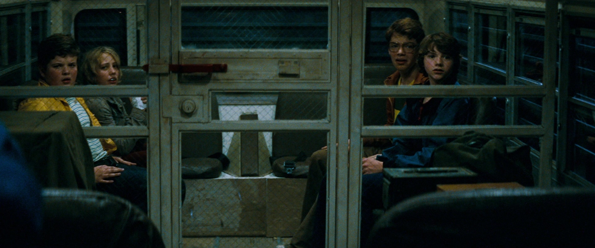 Super 8 (2011), wide, 2.40:1 — film still