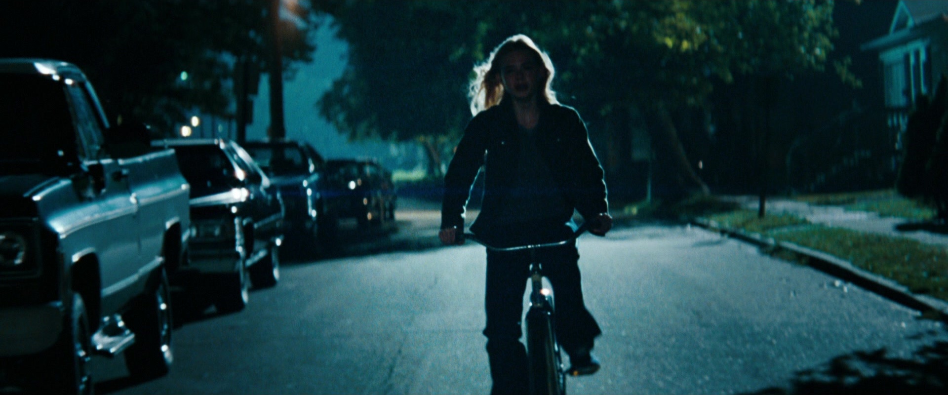 Super 8 (2011), wide, 2.40:1 — film still