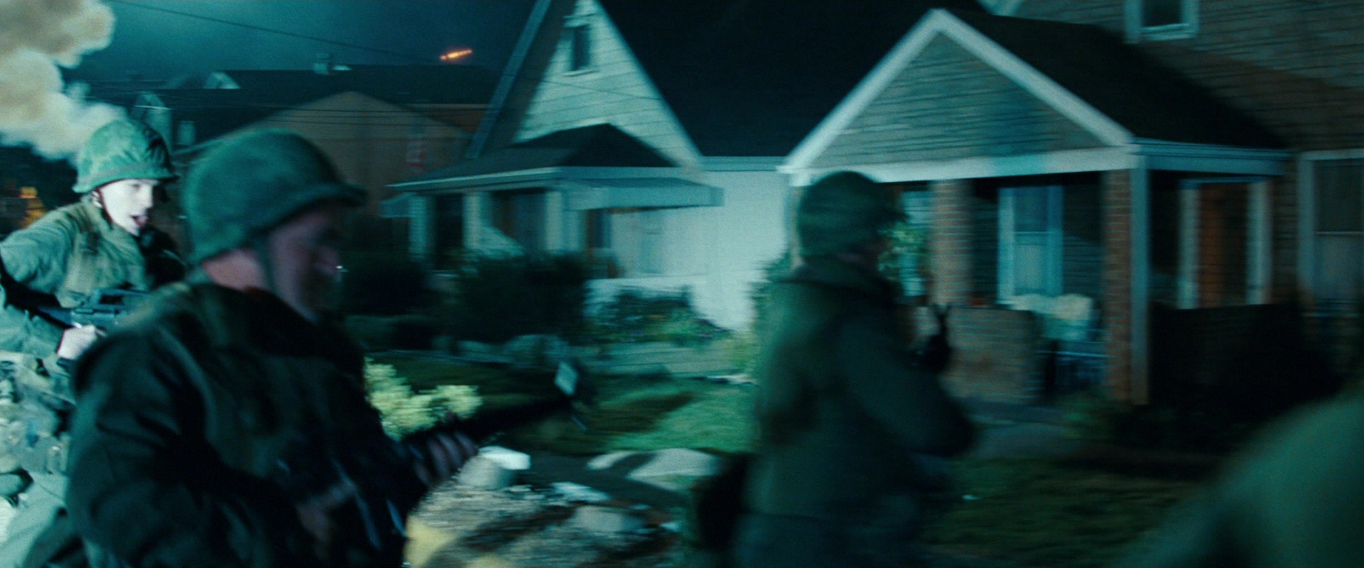 Super 8 (2011), wide, 2.40:1 — film still