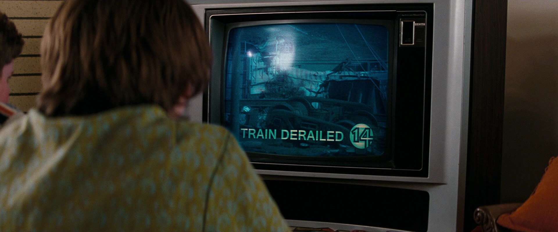 Super 8 (2011), unknown, 2.40:1 — film still