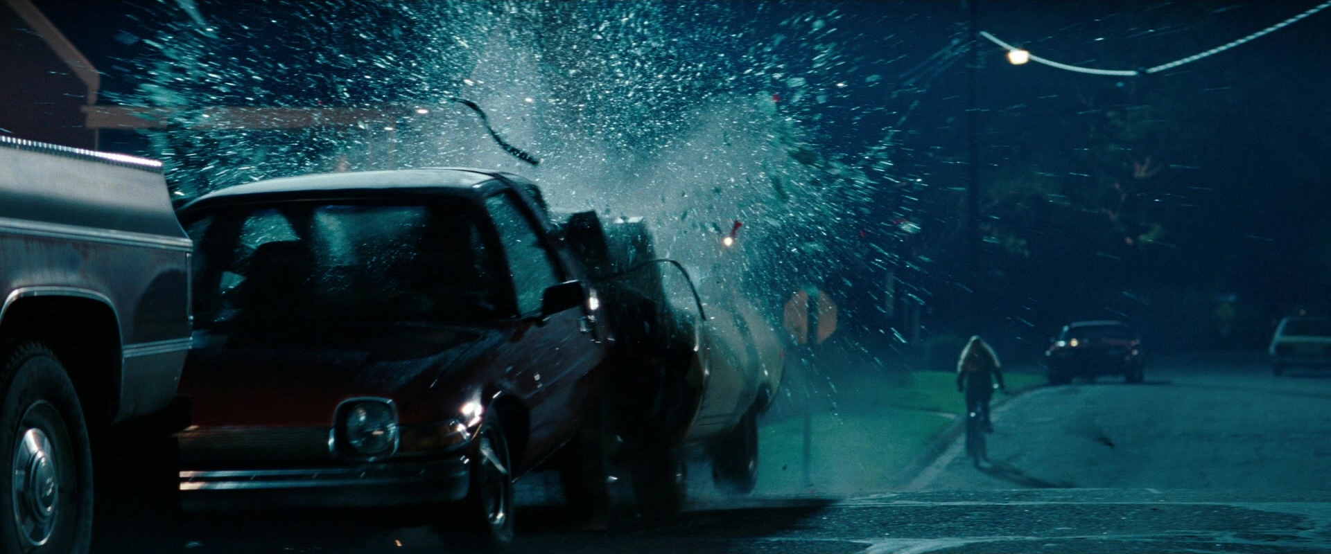 Super 8 (2011), wide, 2.40:1 — film still