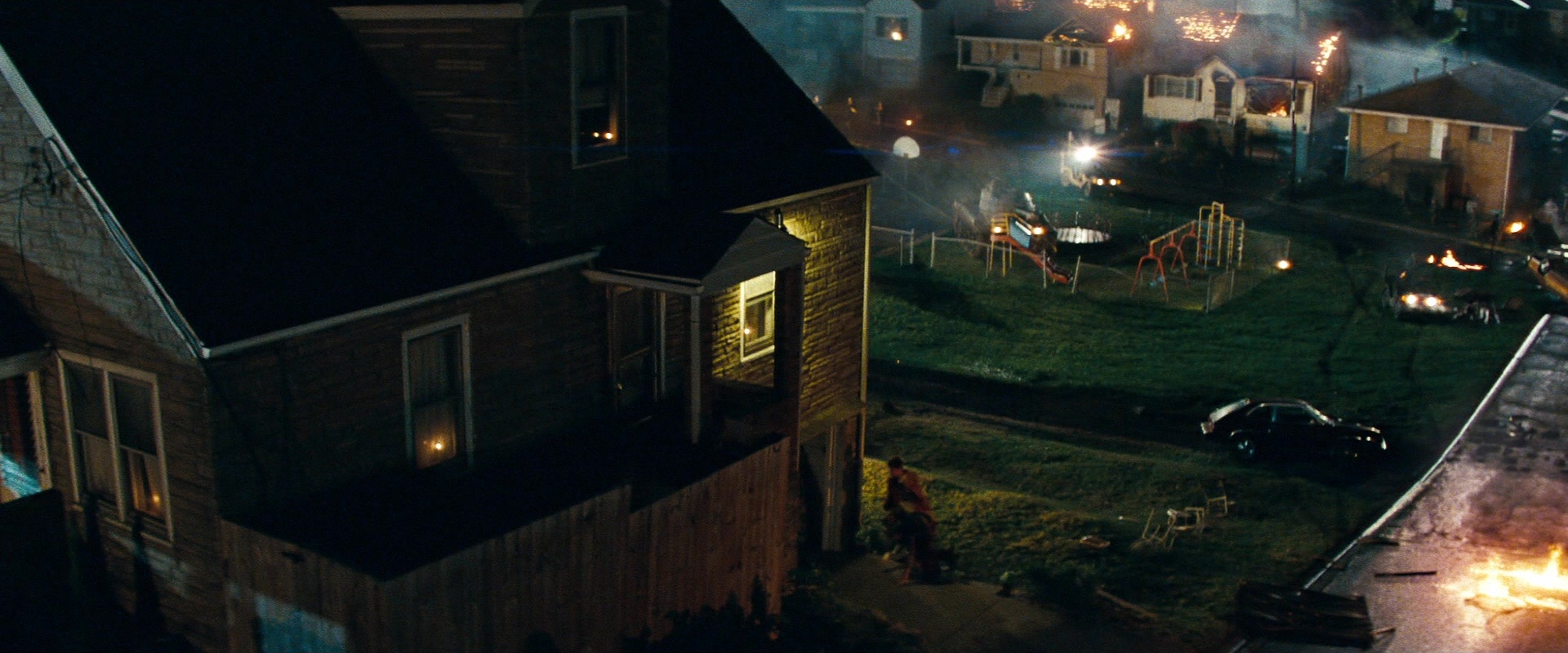 Super 8 (2011), wide, 2.40:1 — film still