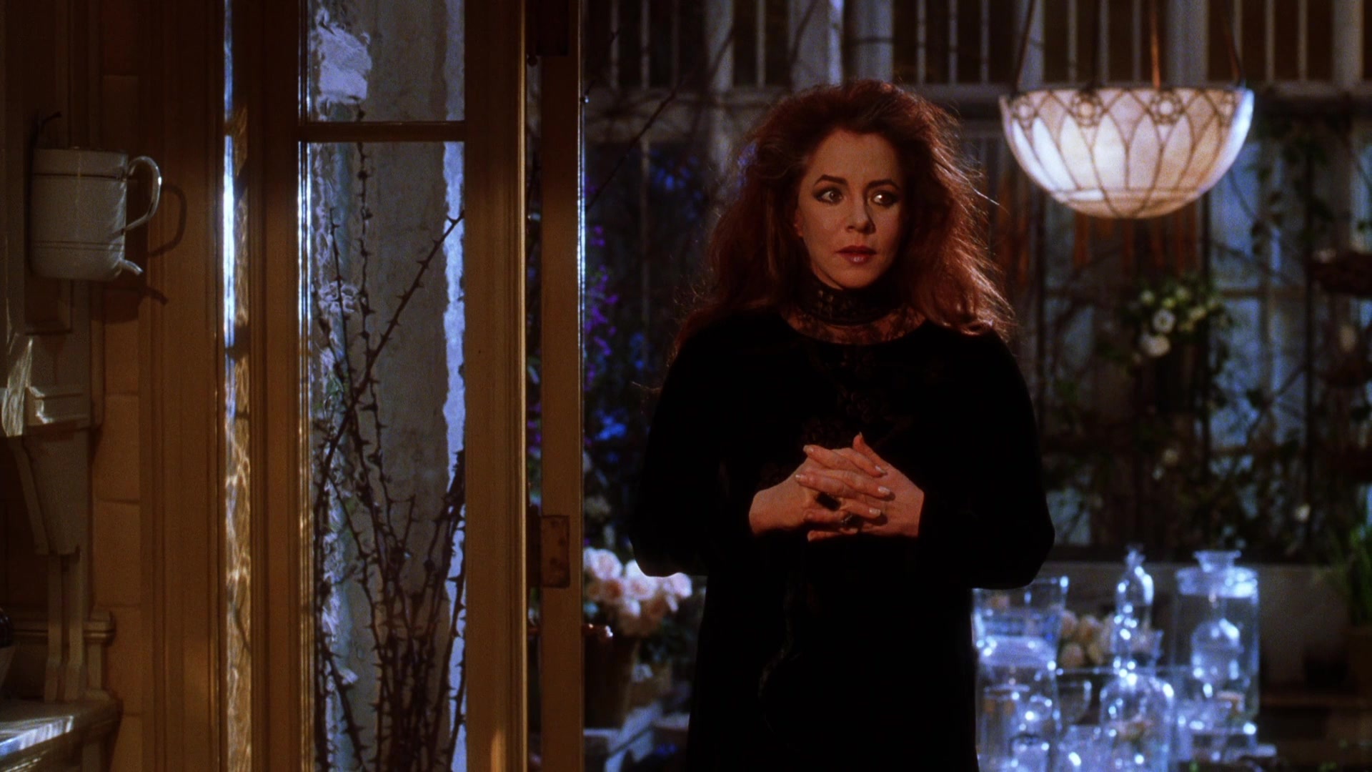 Practical Magic (1998), wide, 1.78:1 — film still