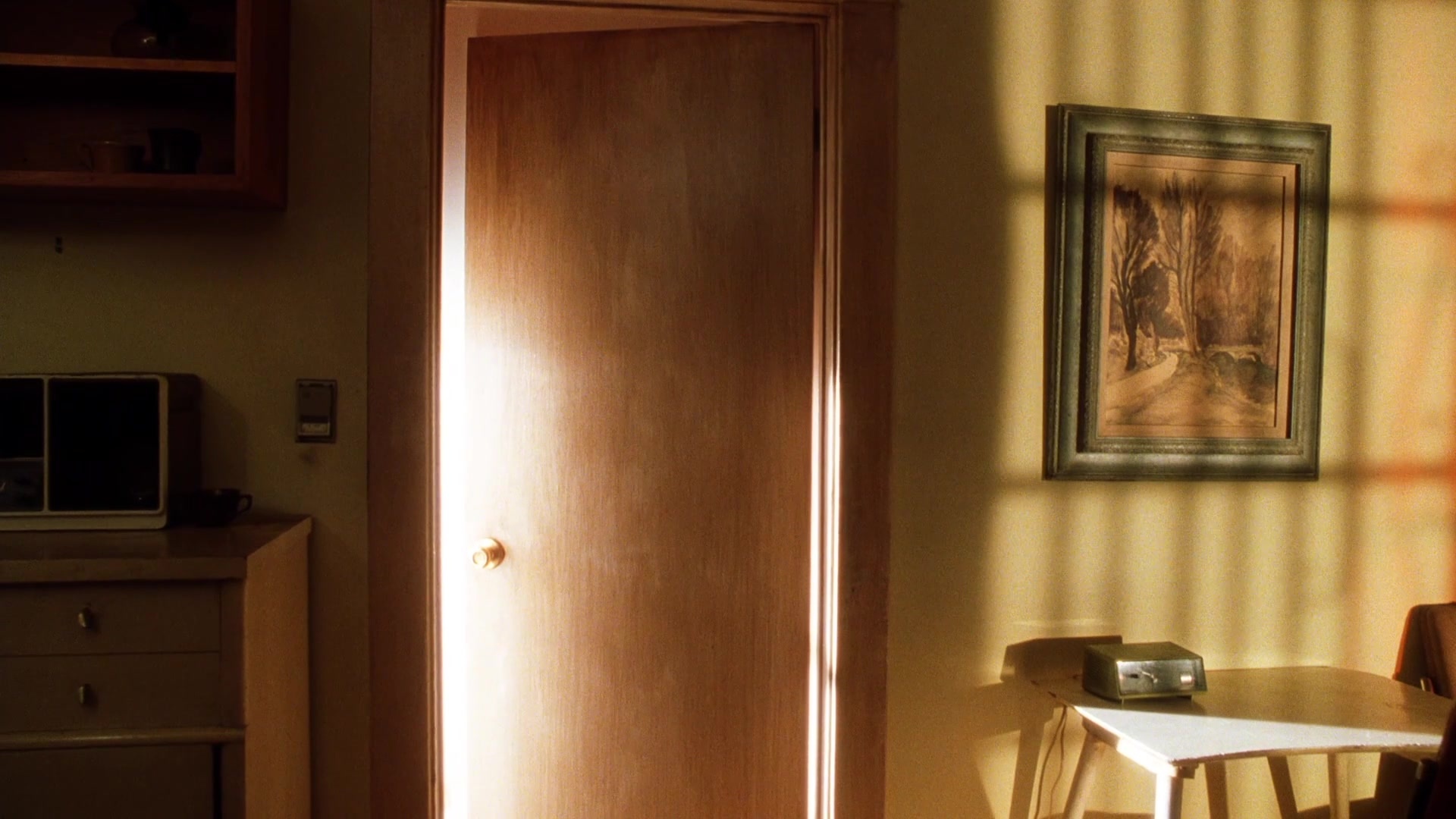 Practical Magic (1998), wide, 1.78:1 — film still