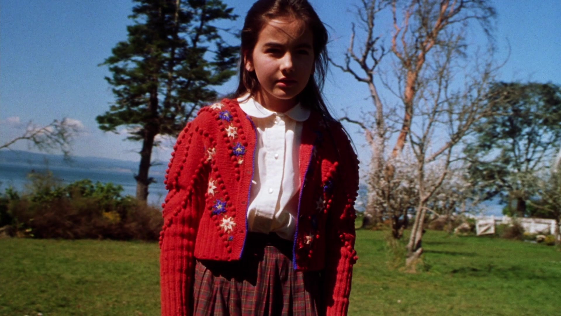 Practical Magic (1998), wide, 1.78:1 — film still