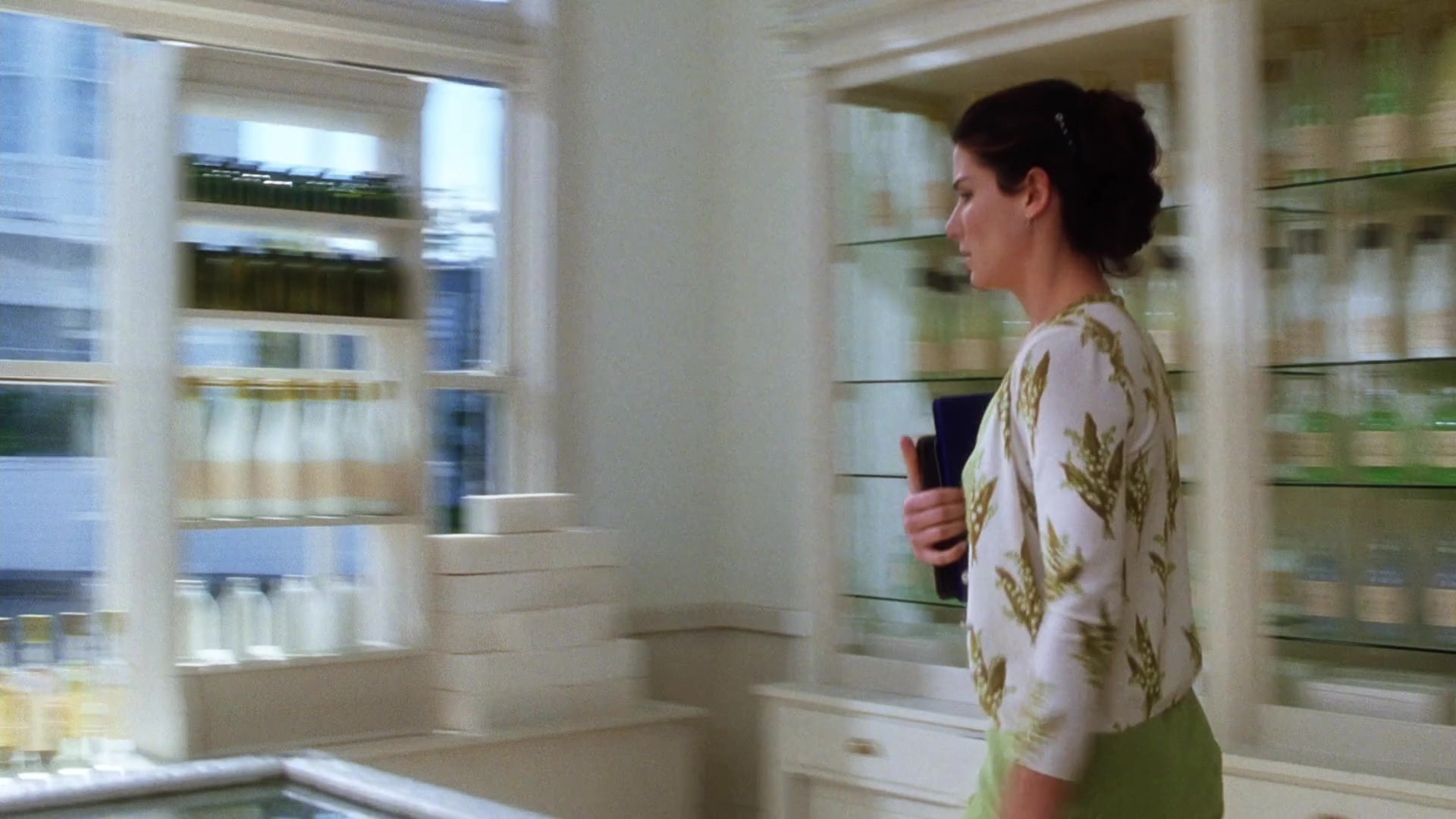 Practical Magic (1998), wide, 1.78:1 — film still