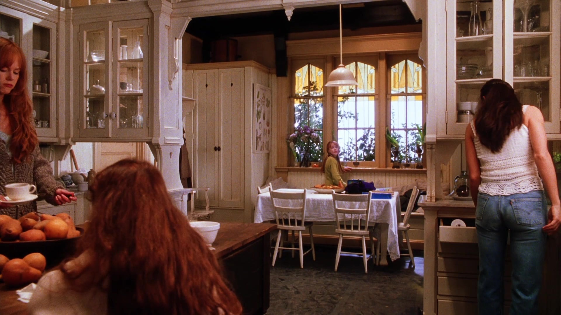 Practical Magic (1998), wide, 1.78:1 — film still