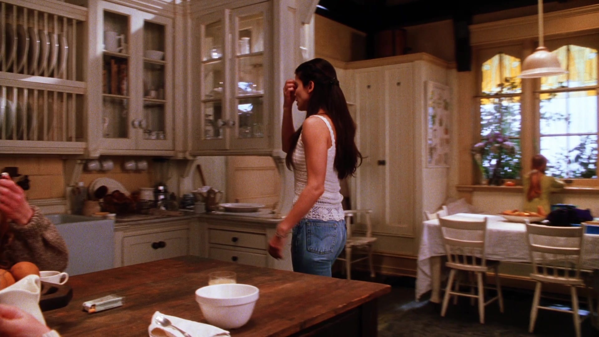 Practical Magic (1998), wide, 1.78:1 — film still