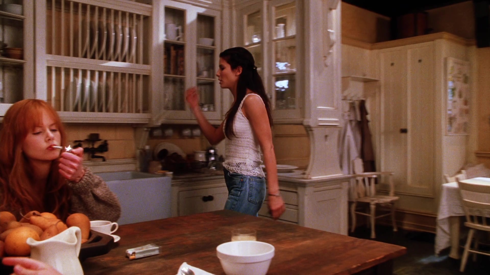 Practical Magic (1998), wide, 1.78:1 — film still