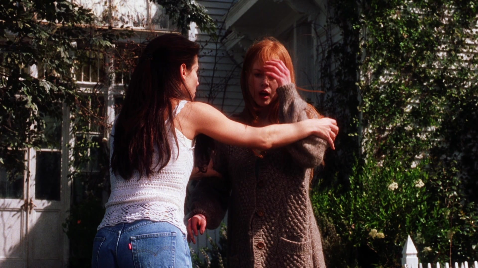 Practical Magic (1998), wide, 1.78:1 — film still