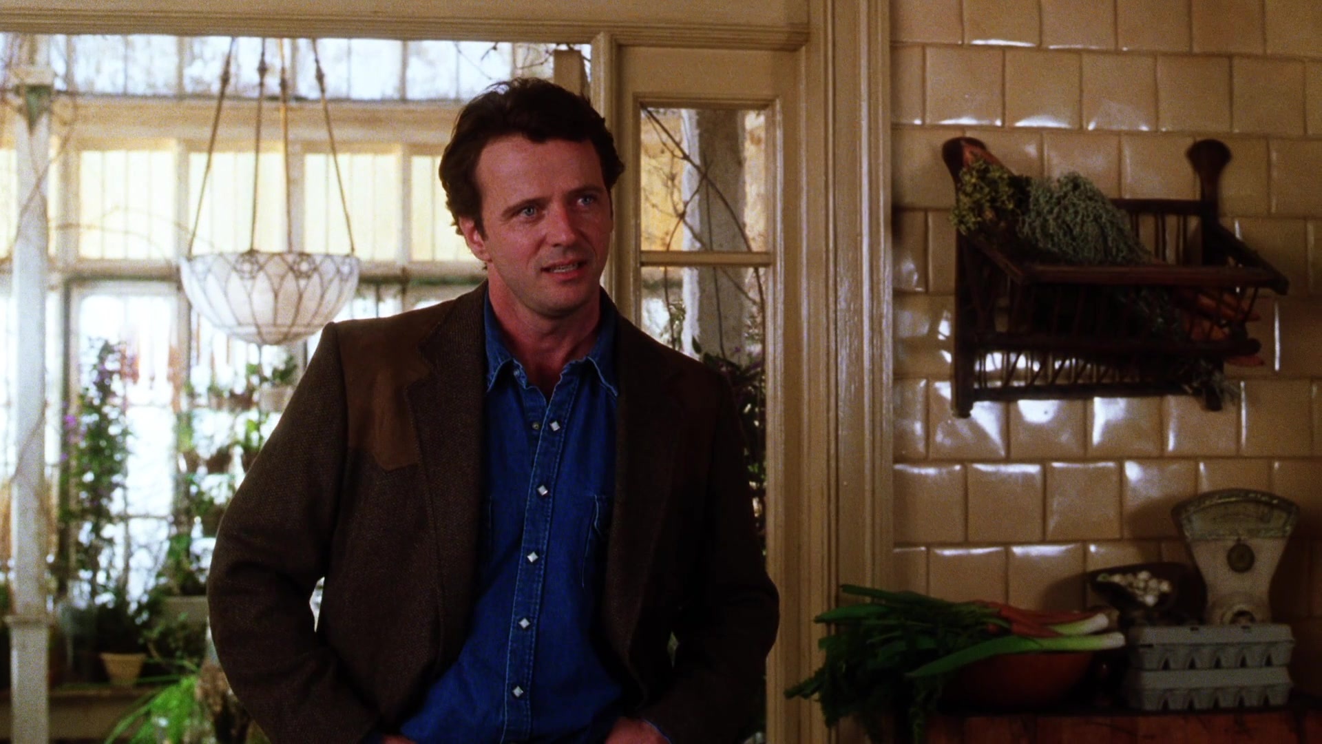 Practical Magic (1998), wide, 1.78:1 — film still