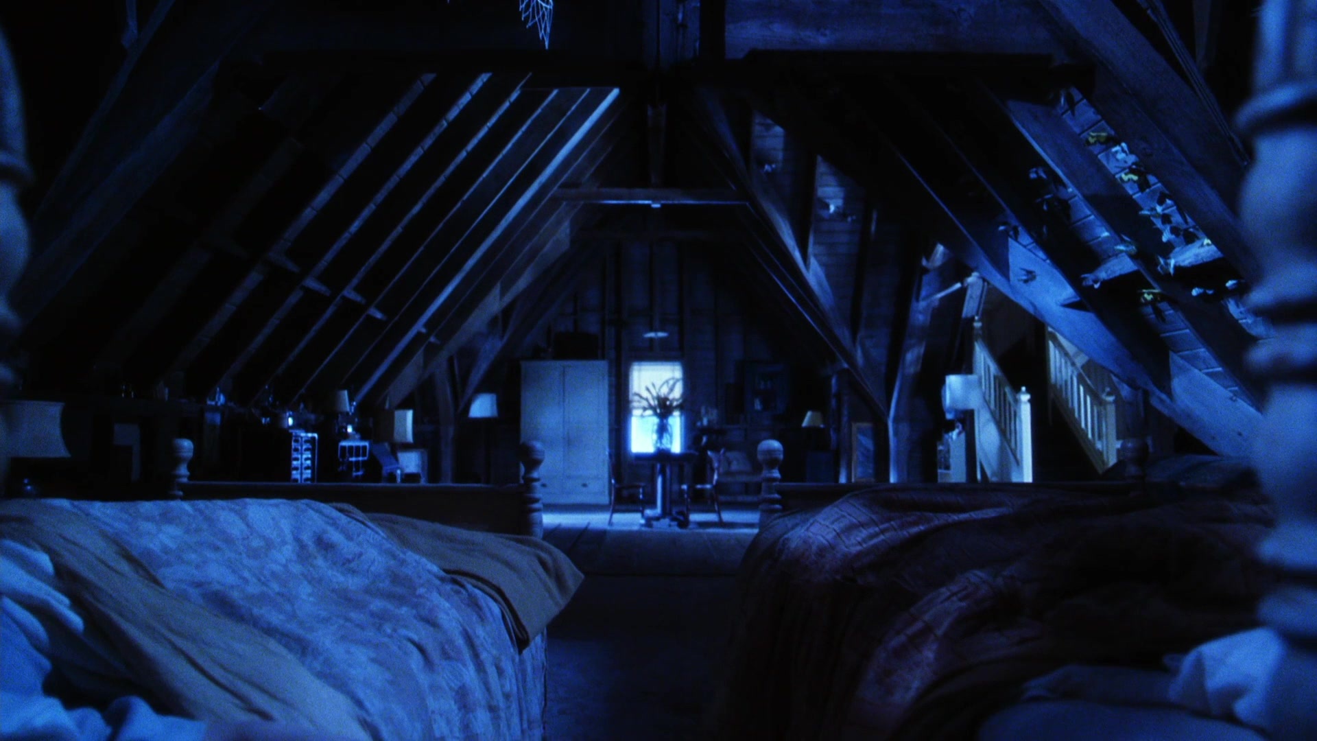 Practical Magic (1998), wide, 1.78:1 — film still
