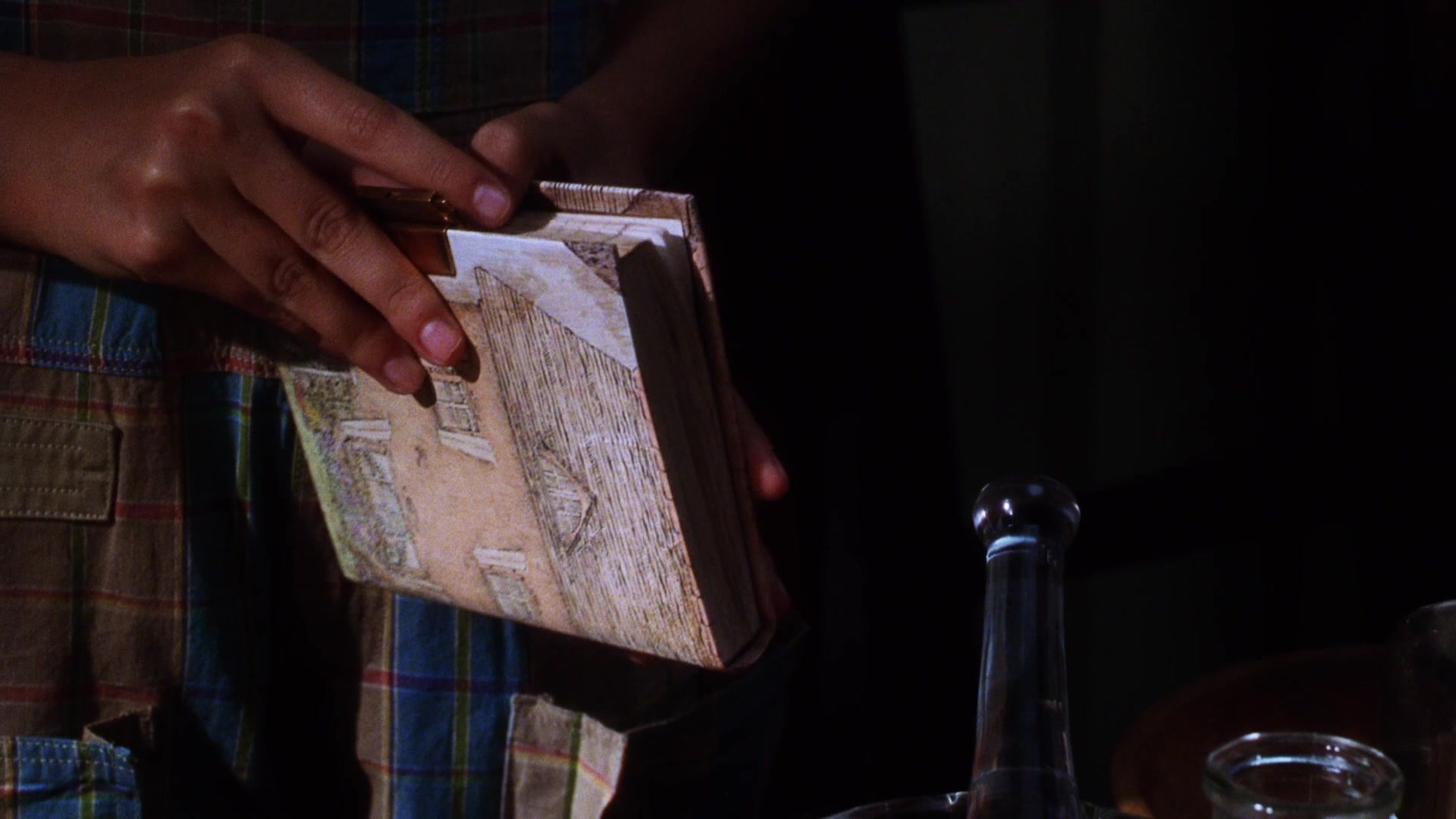 Practical Magic (1998), wide, 1.78:1 — film still