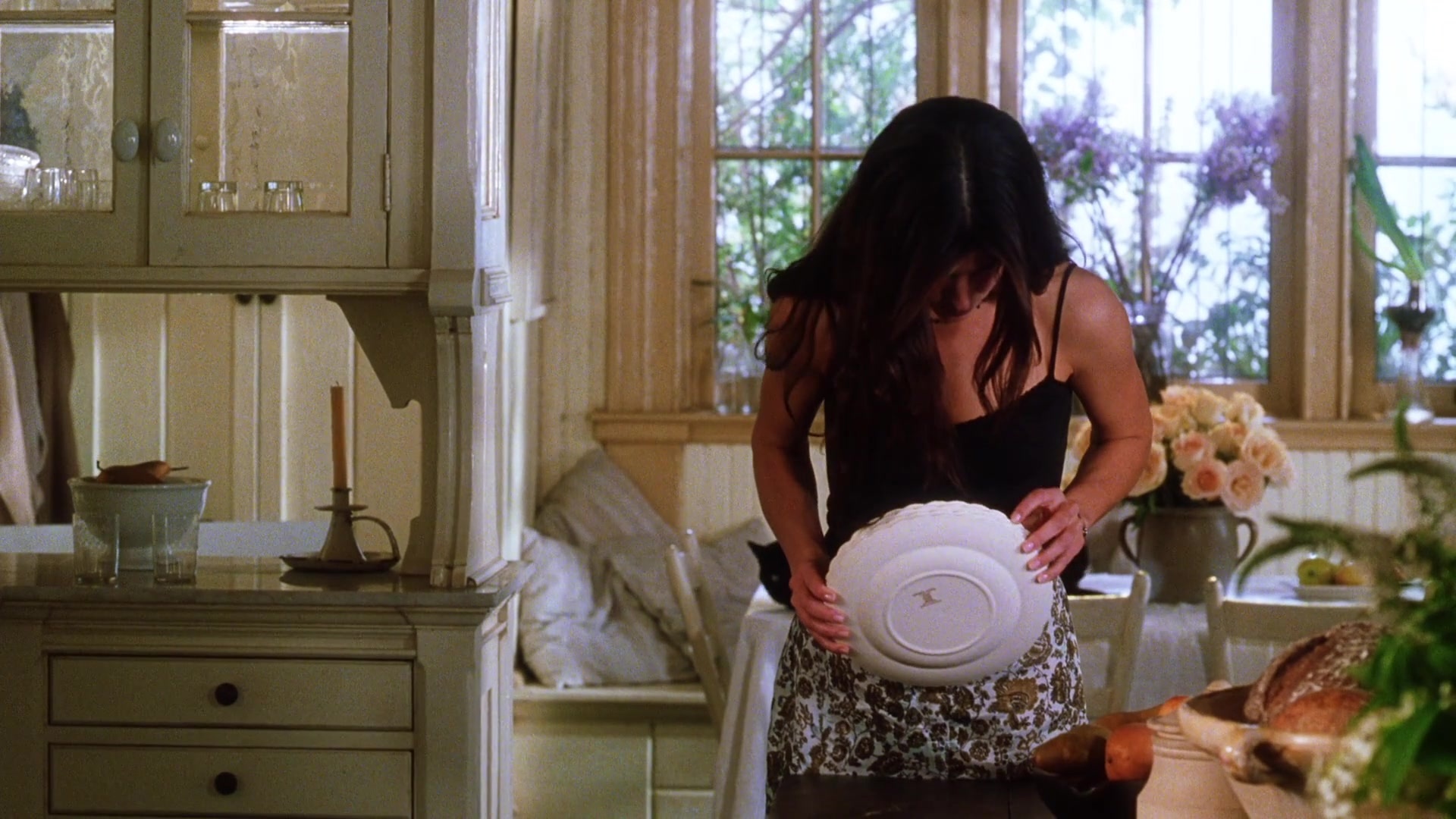 Practical Magic (1998), wide, 1.78:1 — film still