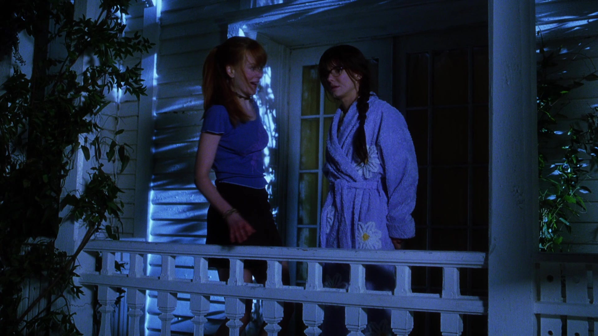 Practical Magic (1998), wide, 1.78:1 — film still