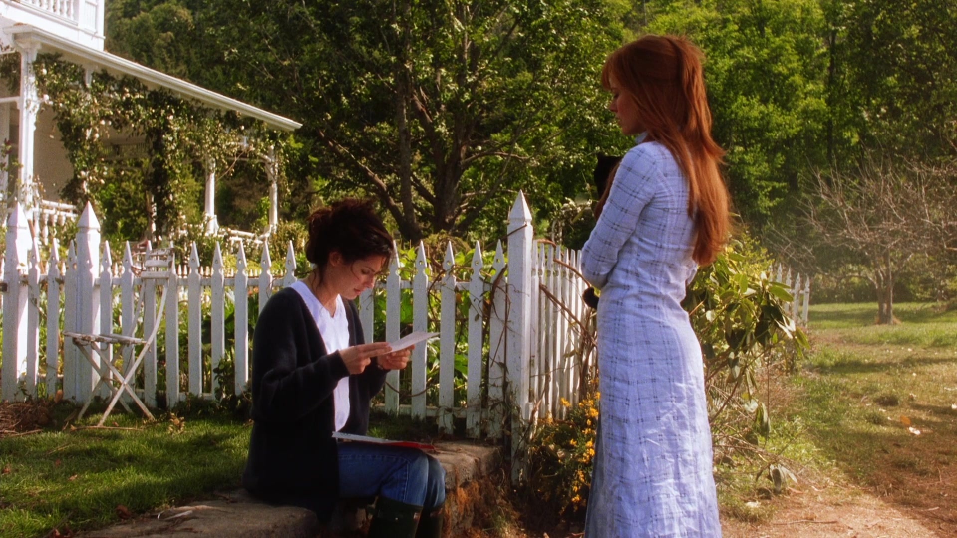 Practical Magic (1998), wide, 1.78:1 — film still