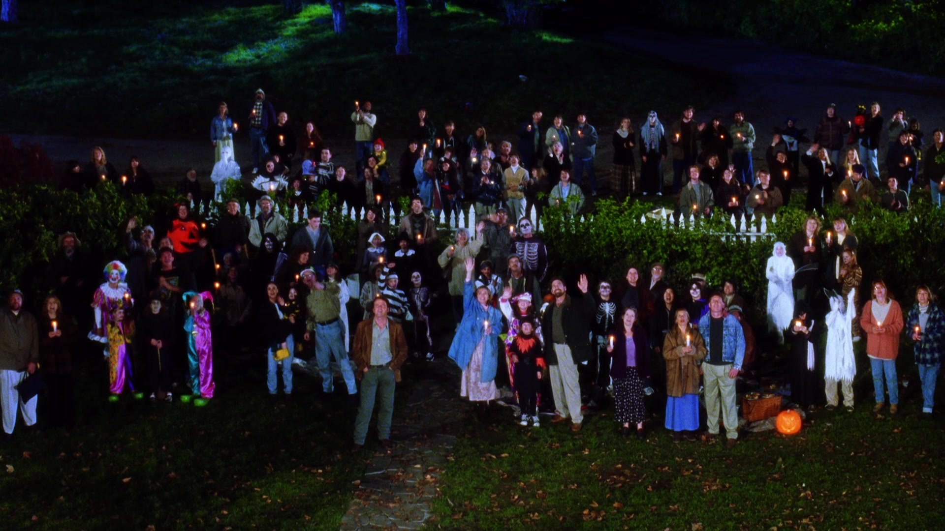 Practical Magic (1998), wide, 1.78:1 — film still