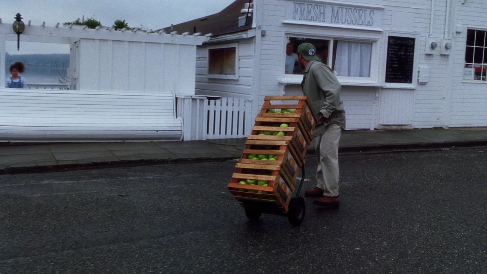 Practical Magic (1998), wide, 1.78:1 — film still