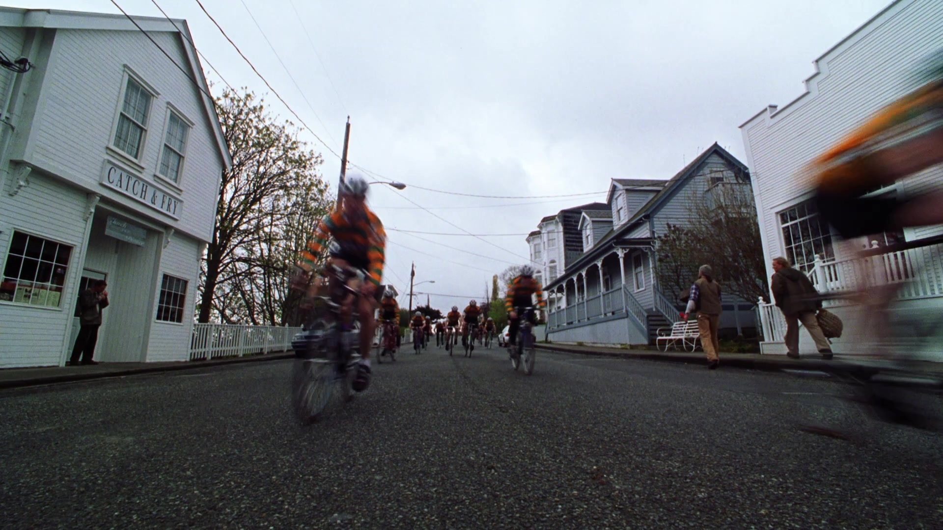 Practical Magic (1998), wide, 1.78:1 — film still