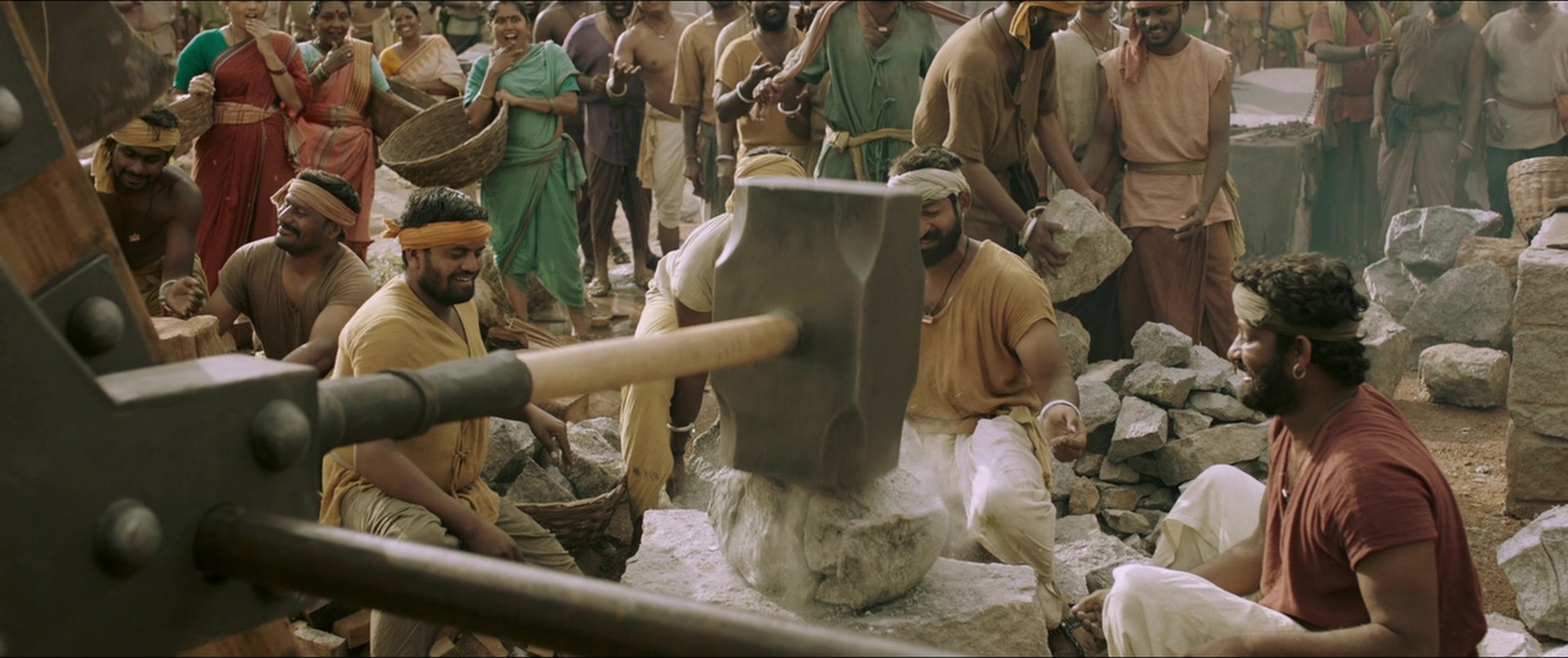Bãhubali 2: The Conclusion (2017), wide, 2.38:1 — film still