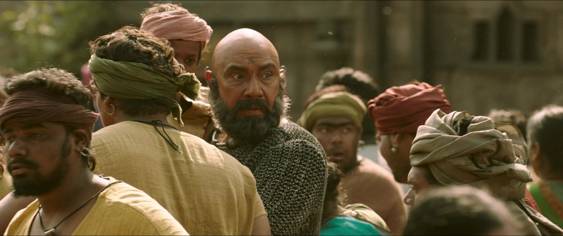 Bãhubali 2: The Conclusion (2017), wide, 2.38:1 — film still