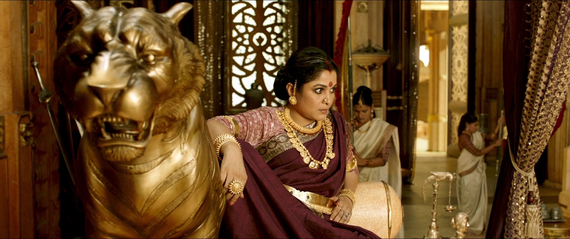 Bãhubali 2: The Conclusion (2017), wide, 2.38:1 — film still