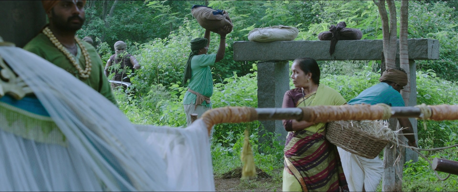 Bãhubali 2: The Conclusion (2017), wide, 2.38:1 — film still