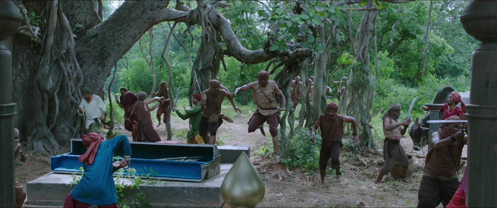 Bãhubali 2: The Conclusion (2017), wide, 2.38:1 — film still