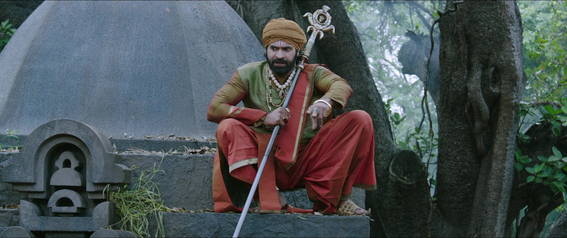 Bãhubali 2: The Conclusion (2017), wide, 2.38:1 — film still