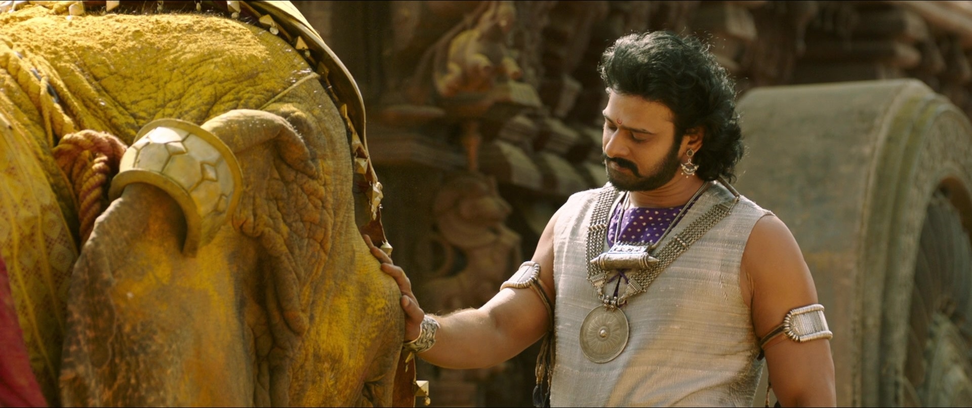 Bãhubali 2: The Conclusion (2017), wide, 2.38:1 — film still